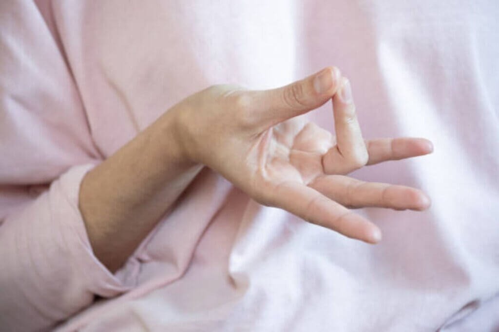 prithvi mudra